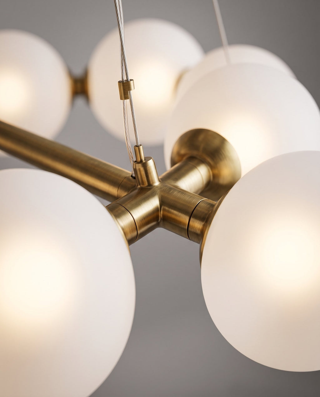 Perla globe chandelier detail